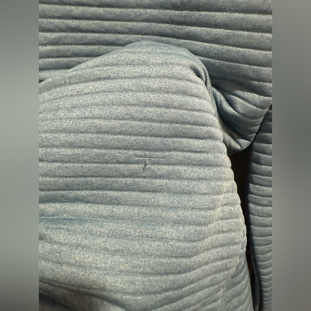 L.L Bean Sweater - Picture 6 of 6